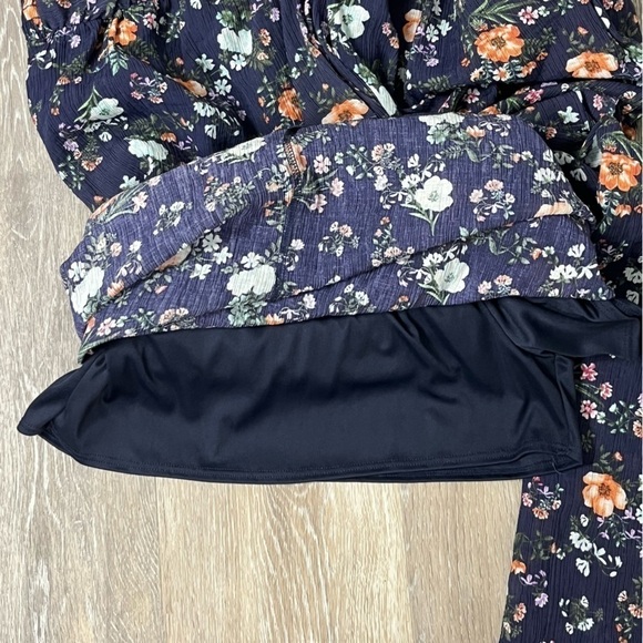 A Beautiful Soul Altar’d State navy floral textured wide leg jumpsuit, C=22/24. - Picture 4 of 9